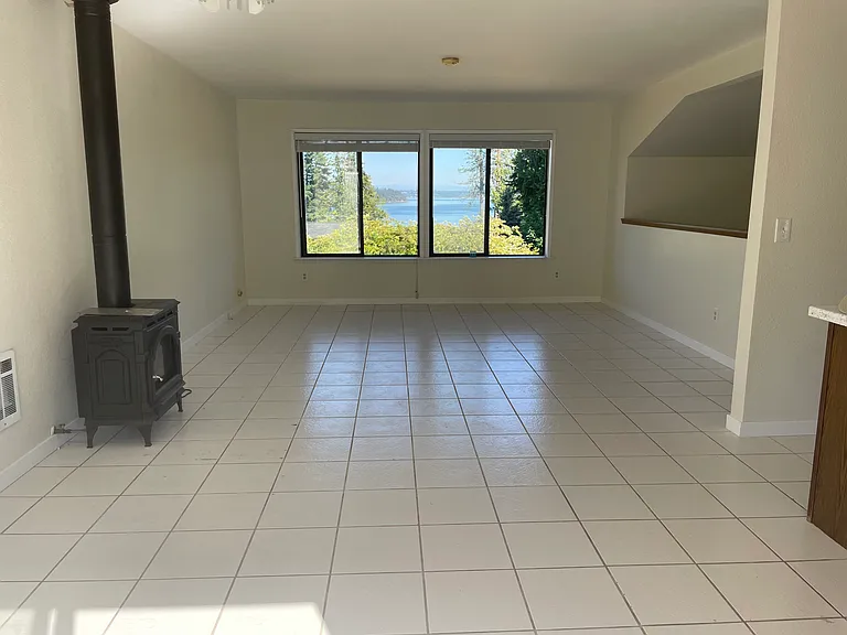 1163 Puget Dr SE — Photo 18