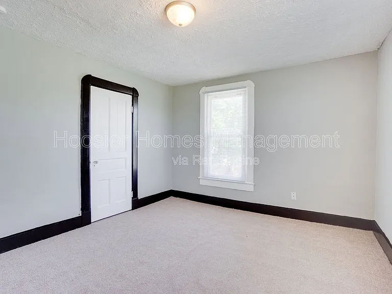 2511 Turner Ave — Photo 19