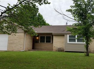 945 Barkley Cir, Norman, OK 73071