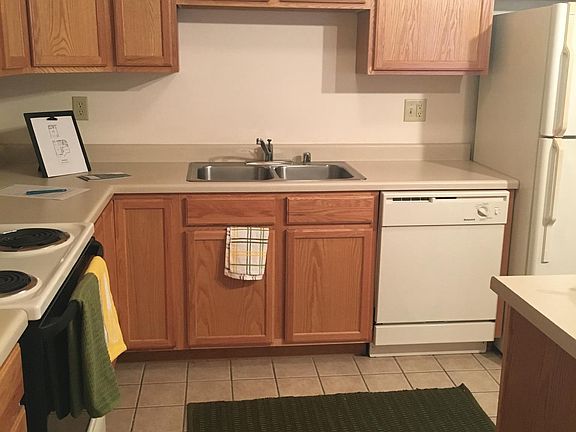 3rd image of 1330 Waldorf Blvd APT 102