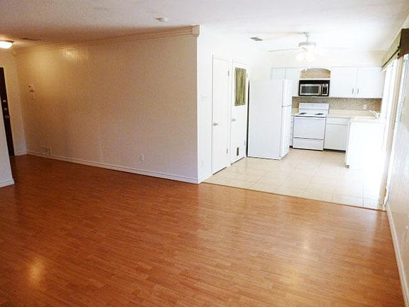3rd image of 3312 Northwood Ln