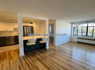 106 Evans Rd #6, Brookline, MA 02445