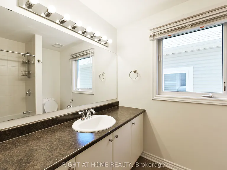 348 Gallantry Way — Photo 24