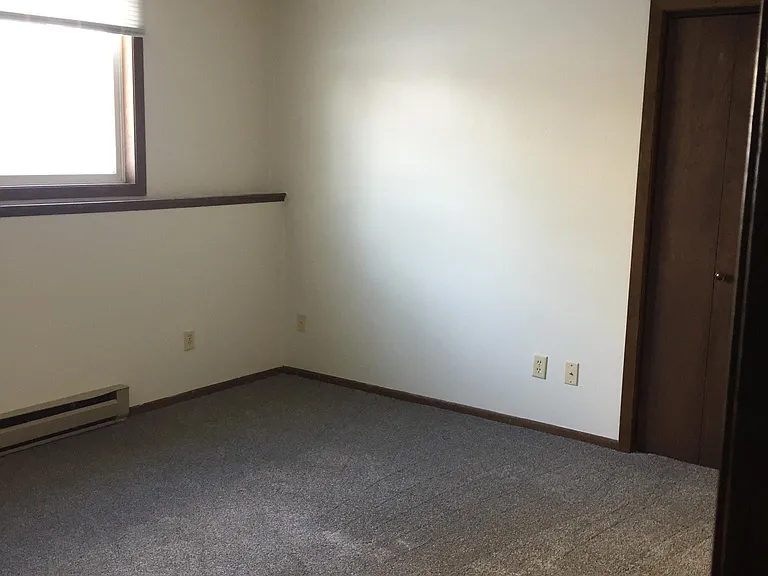 817 1st St N #3 — Photo 5