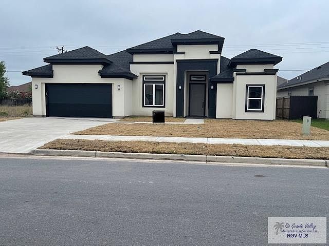 1st image of 7002 Heritage Oaks Dr