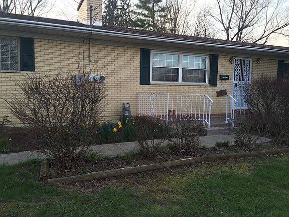 2nd image of 422 Green Vista Dr