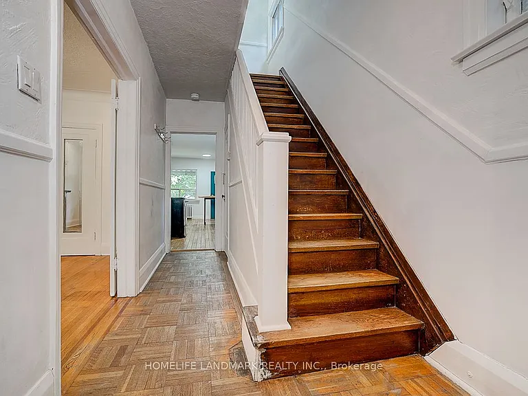 149 Euclid Ave #MAIN UPPER FLOOR — Photo 3