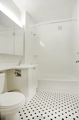 Rented by Town Residential | media 8