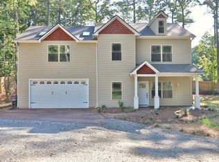 629 Falling Leaf Dr, Lilburn, GA 30047
