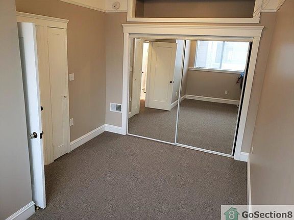 4th image of 1860 Turk St #10