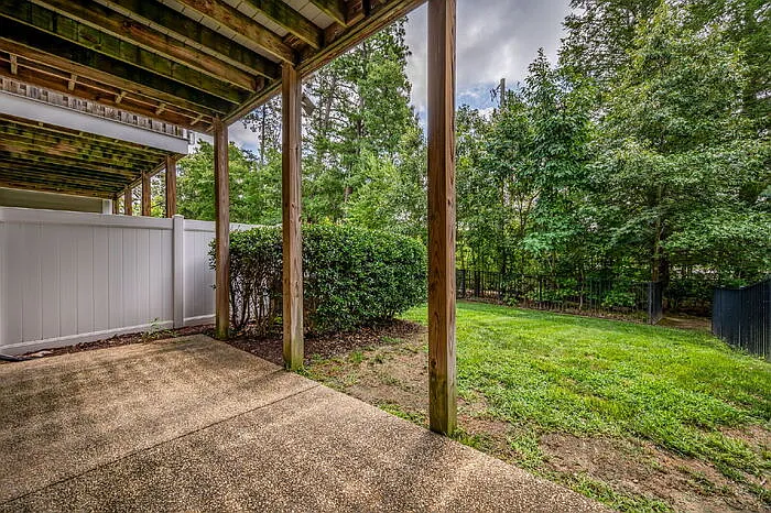 5413 Hickory Ann Dr — Photo 34