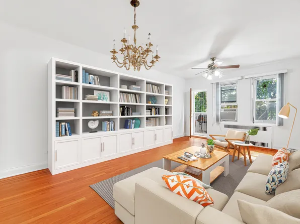 1620 Avenue I image 1 of 14