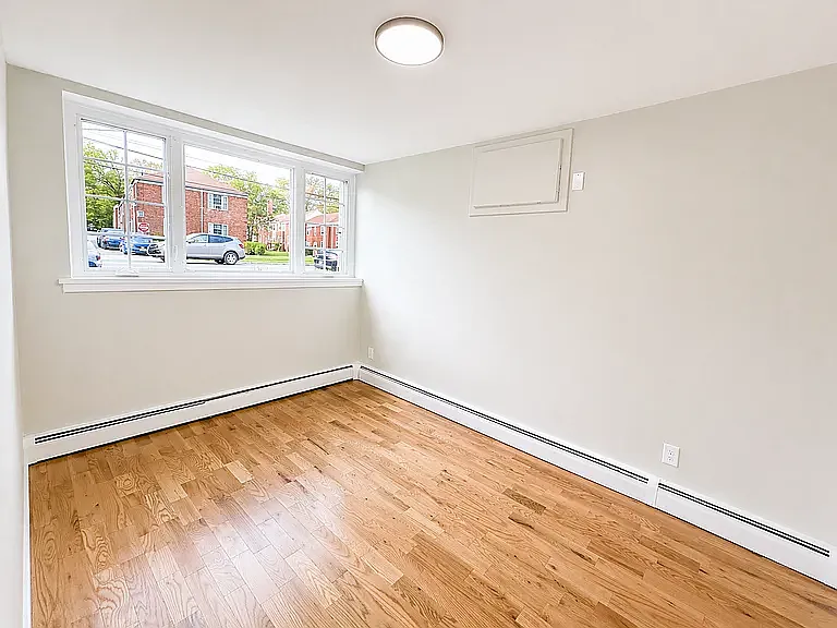 28-32 North Ave — Photo 18