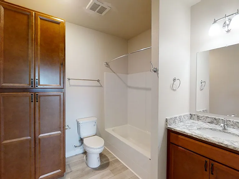 7427 S D St — Photo 12