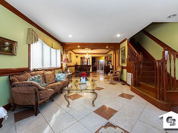 4th image of 7317 Avenue