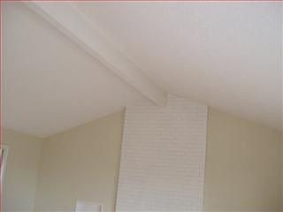 5th image of 805 Claremont Dr