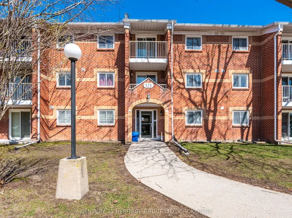 573 Armstrong Rd #203, Kingston, ON K7M 8J8