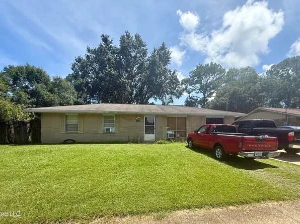 15825 Waycross Dr, Biloxi, MS 39532