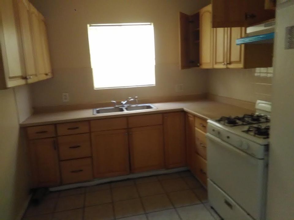 1st image of 209 N Hamilton Ave