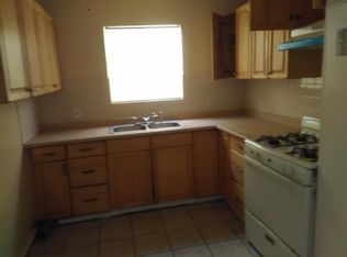 209 N Hamilton Ave, Hemet, CA 92543