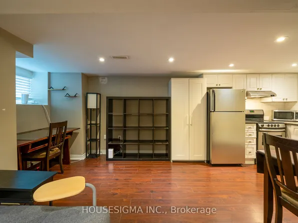 52 Stanley Ter #C, Toronto, ON M6J 2R4