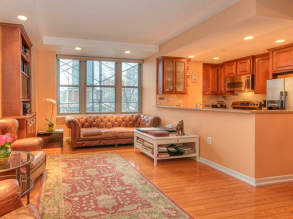 2nd image of 149 Essex St APT 3Q
