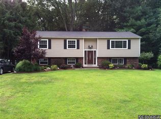 3014 Bancroft Rd, Akron, OH 44333