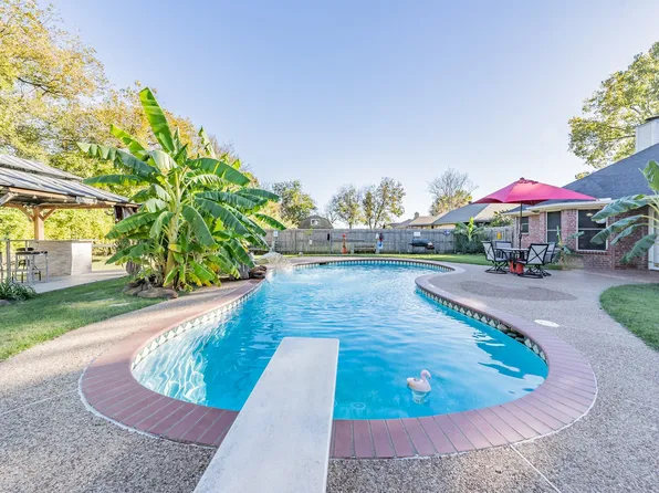 1501 Gleason Ave, Cleburne, TX 76033