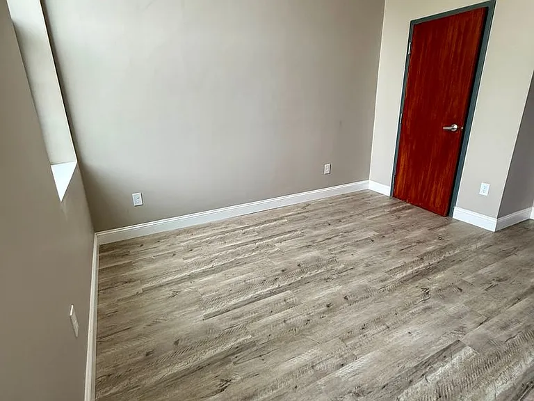 70 Webster St #202 — Photo 8