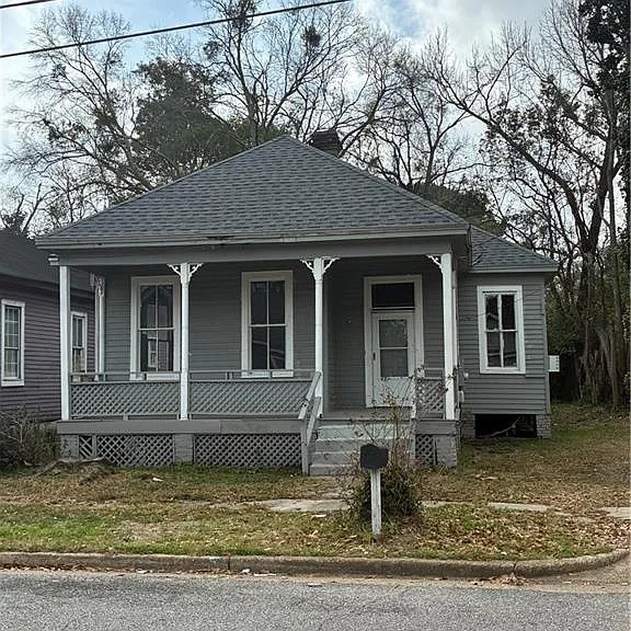 811 Gorgas St — Photo 1