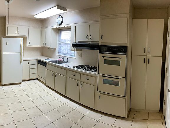 3rd image of 263 Mary Lou Ave Floor 1