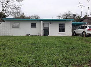 514 E Washington St, Port Isabel, TX 78578