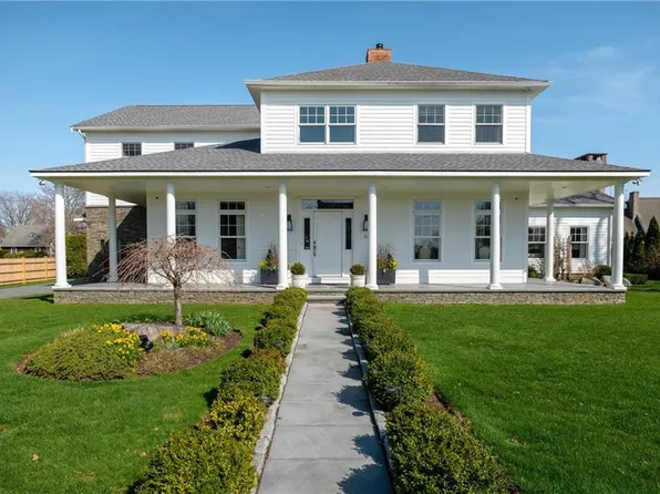 62 James Ct, Portsmouth, RI 02871
