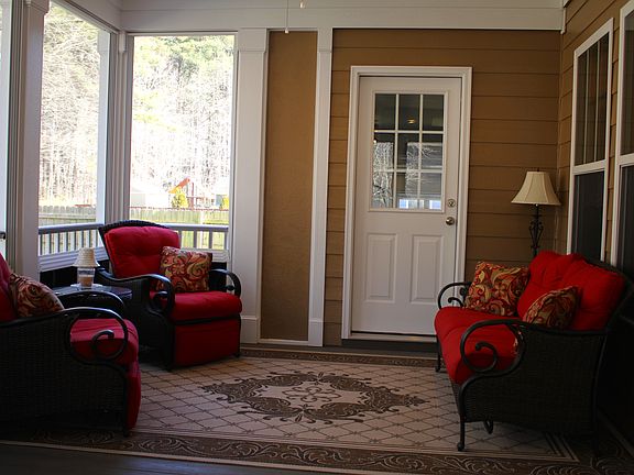 Vertical Sliding EZE Breeze windows