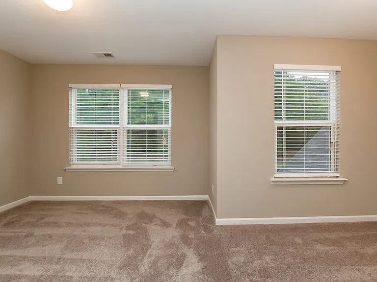 87 Moss Way — Photo 13