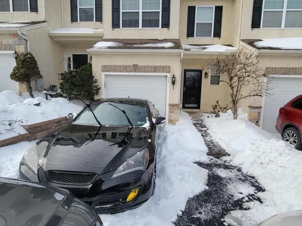 71 Lukens Mill Dr #152, Coatesville, PA 19320