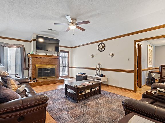 3rd image of 4635 Partridge Ct