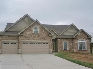 4 Auburn Trace Ct, Saint Peters, MO 63376