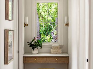 2601 Hutton Dr, Beverly Hills, CA 90210