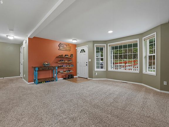 5th image of 46725 SE George Rd