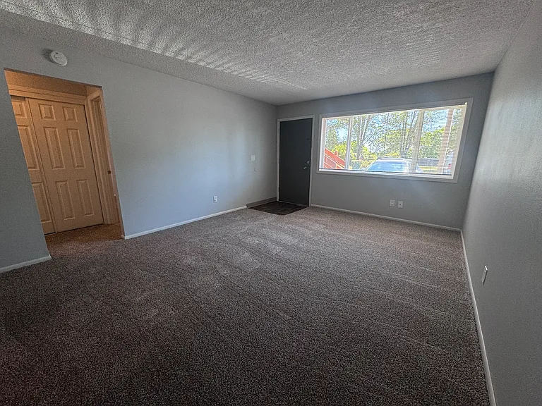 11580 SW Hall Blvd #7 — Photo 22