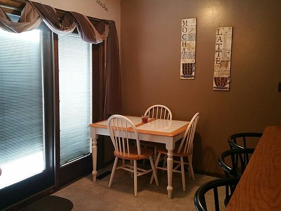 3rd image of 1512 Osage Ct