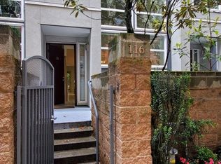 10442 Main St #116, Bellevue, WA 98004