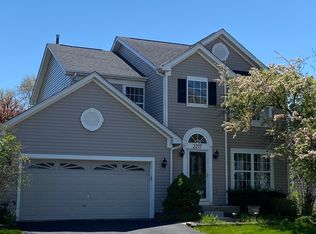 2217 Beaumont Ct, Aurora, IL 60502