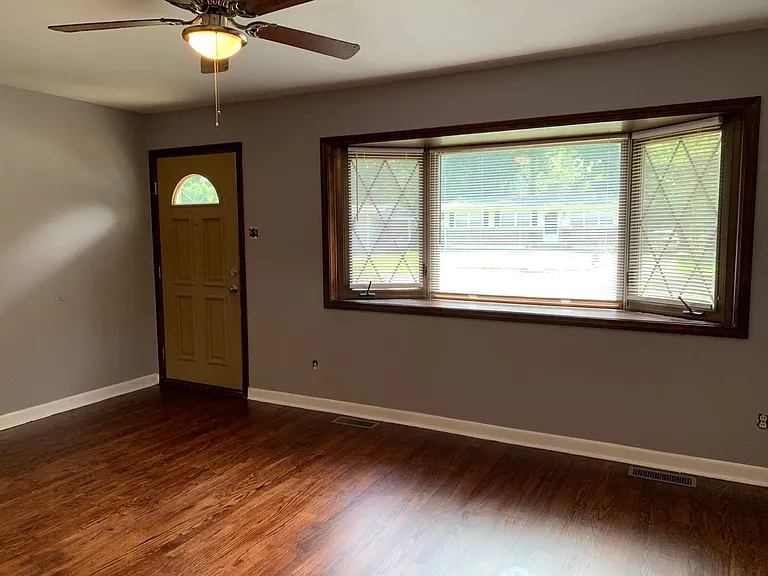 775 Manresa Ln — Photo 18