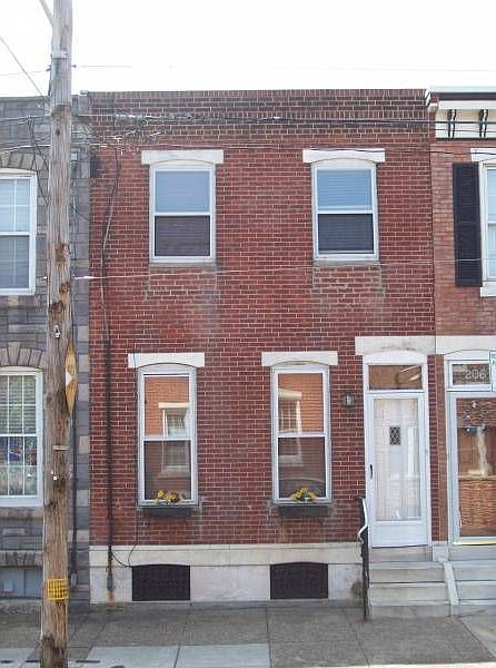 2nd image of 204 Mifflin St