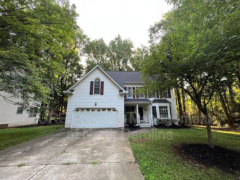 1st image of 4919 Windchase Ln