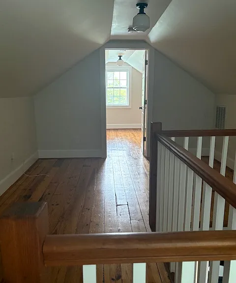 5049 Fairview Ln — Photo 9