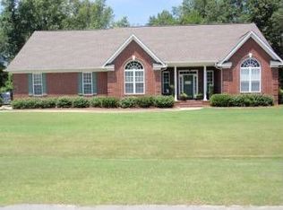 1329 Colts Pride Dr, Fayetteville, NC 28312