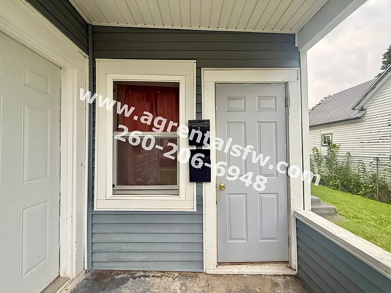 912 Savilla Ave — Photo 2